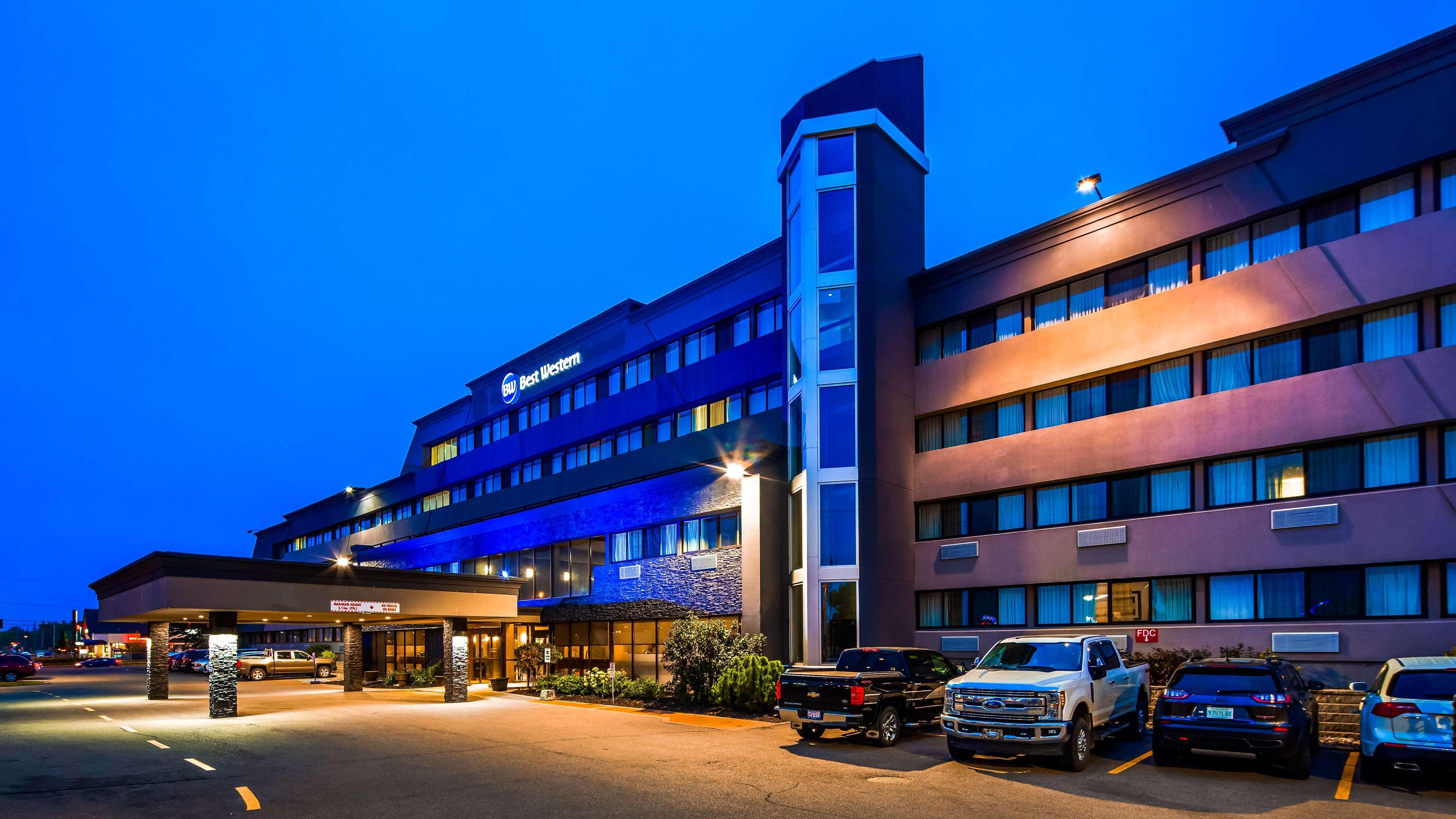 Best Western Cedar Park Inn Edmonton Exterior foto
