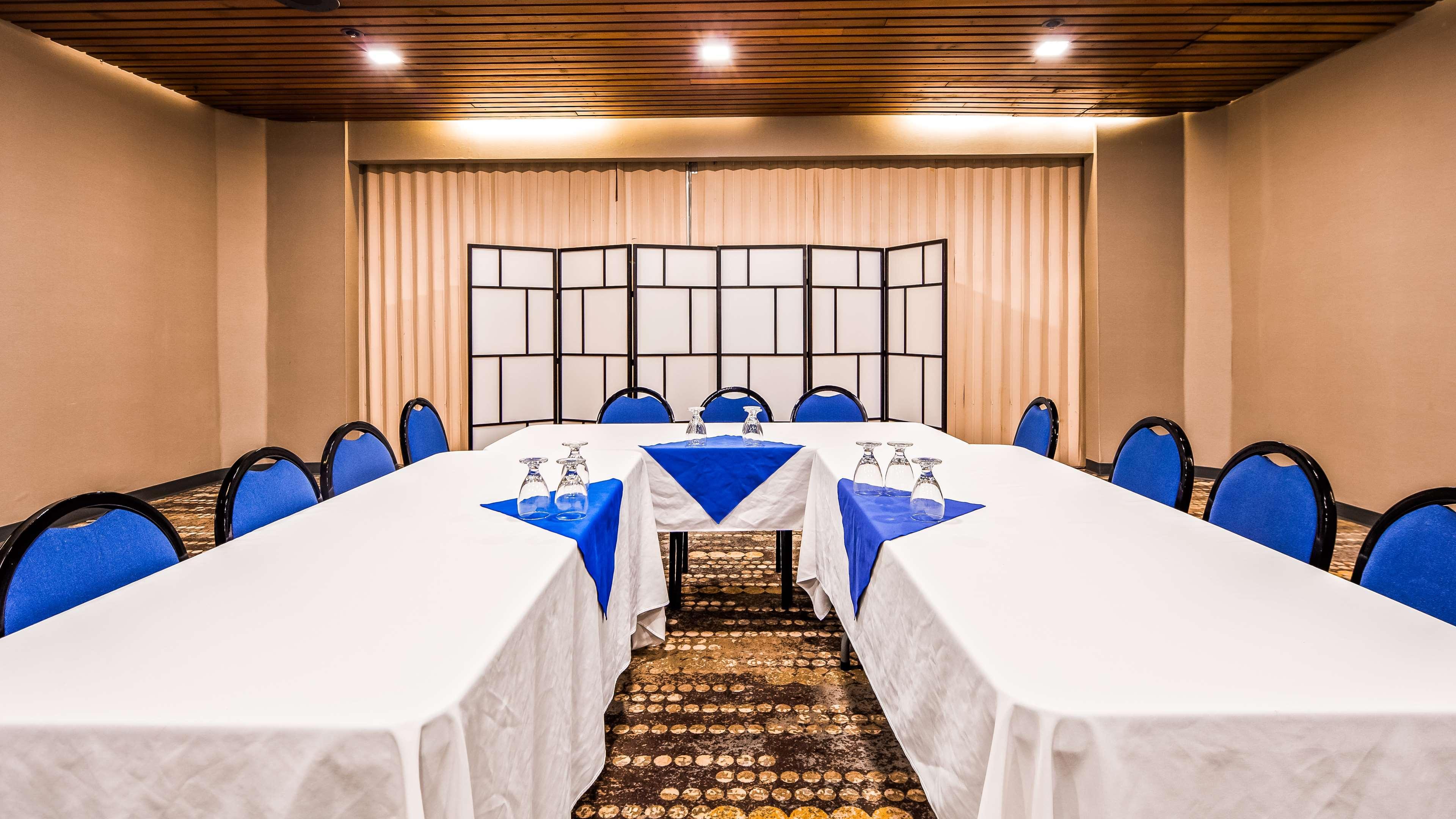 Best Western Cedar Park Inn Edmonton Exterior foto