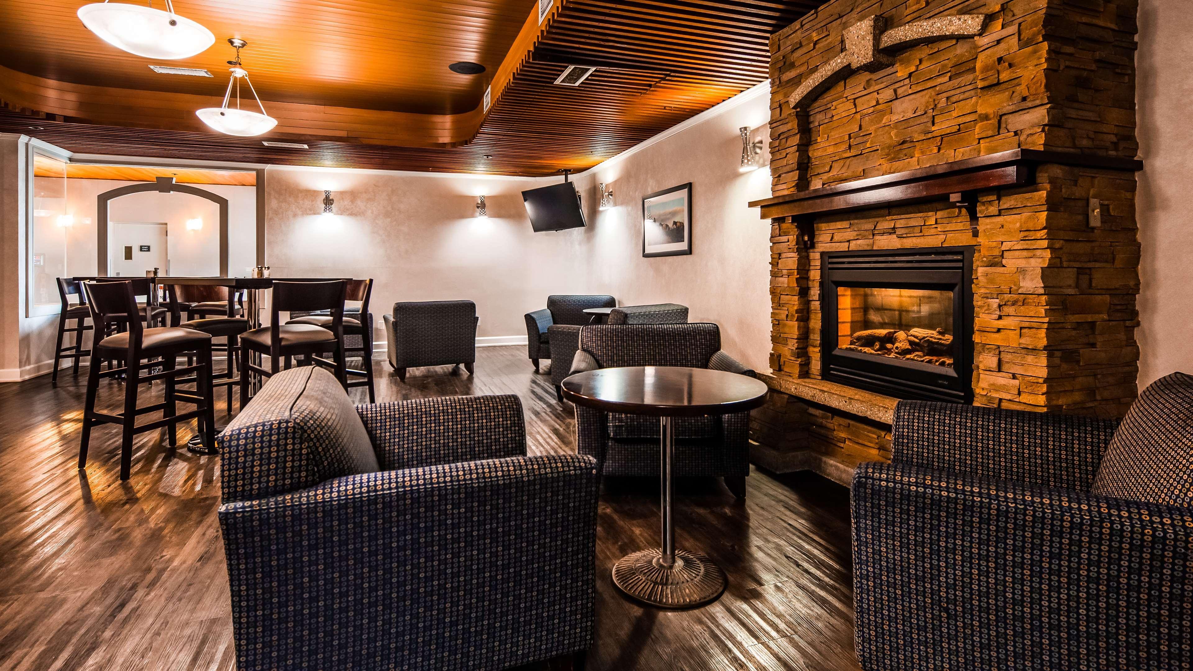 Best Western Cedar Park Inn Edmonton Exterior foto