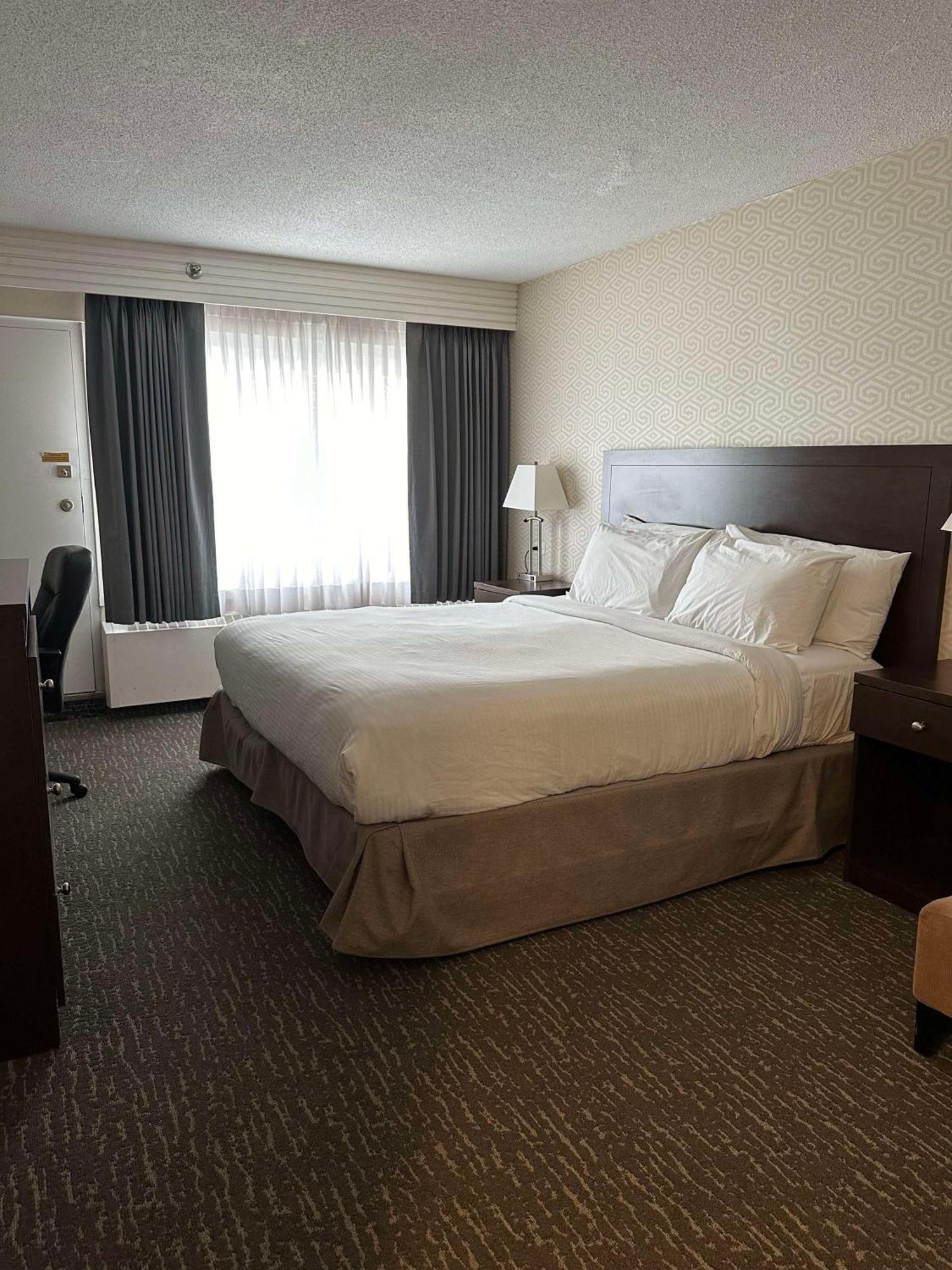 Best Western Cedar Park Inn Edmonton Exterior foto