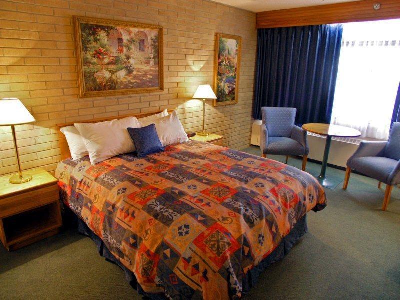 Best Western Cedar Park Inn Edmonton Quarto foto