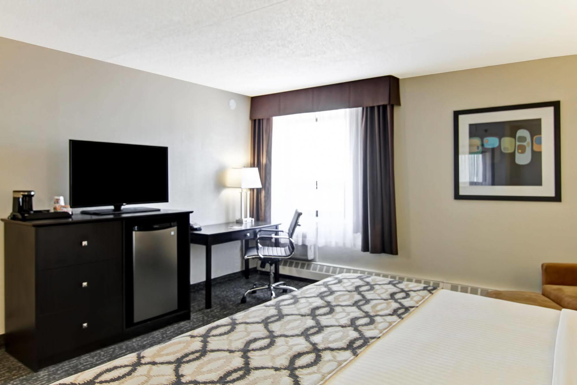 Best Western Cedar Park Inn Edmonton Exterior foto